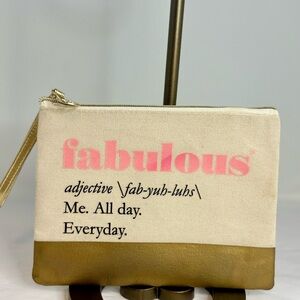 🌸Fabulous Gold and Cream Clutch NWT.